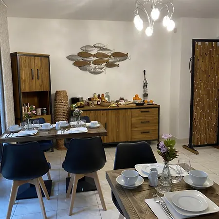 L'oree Du Mont Proche Du Mont Saint Michel פונטורסון