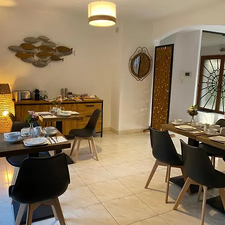 L'oree Du Mont Proche Du Mont Saint Michel Guest house Pontorson