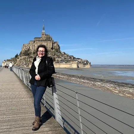 L'oree Du Mont Proche Du Mont Saint Michel ゲストハウス