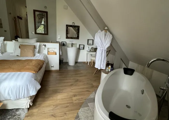 L'oree Du Mont Proche Du Mont Saint Michel פונטורסון