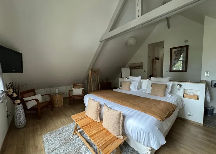 L'oree Du Mont Proche Du Mont Saint Michel בית הארחה פונטורסון