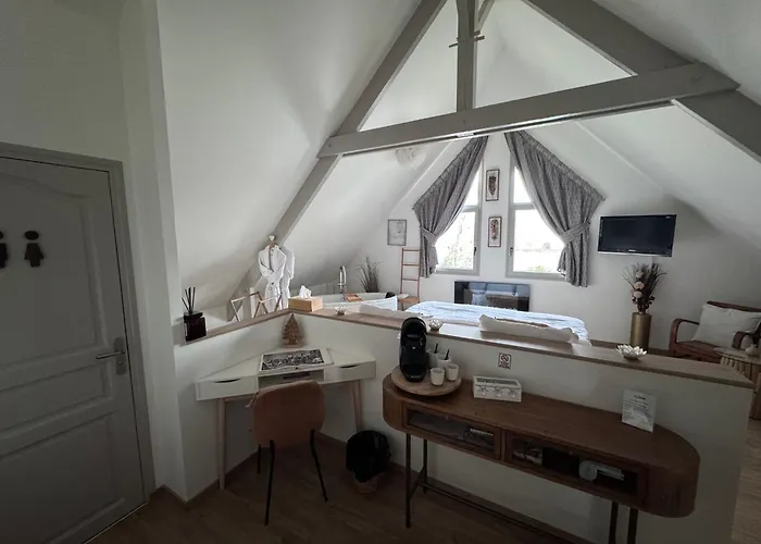 בית הארחה L'oree Du Mont Proche Du Mont Saint Michel פונטורסון