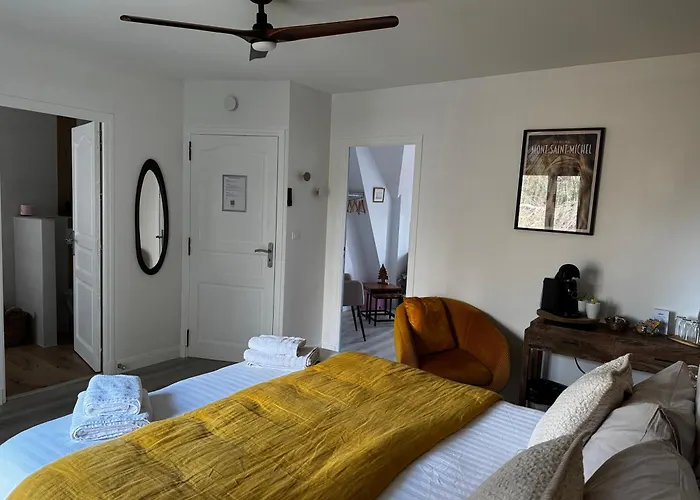 L'oree Du Mont Proche Du Mont Saint Michel Gasthuis